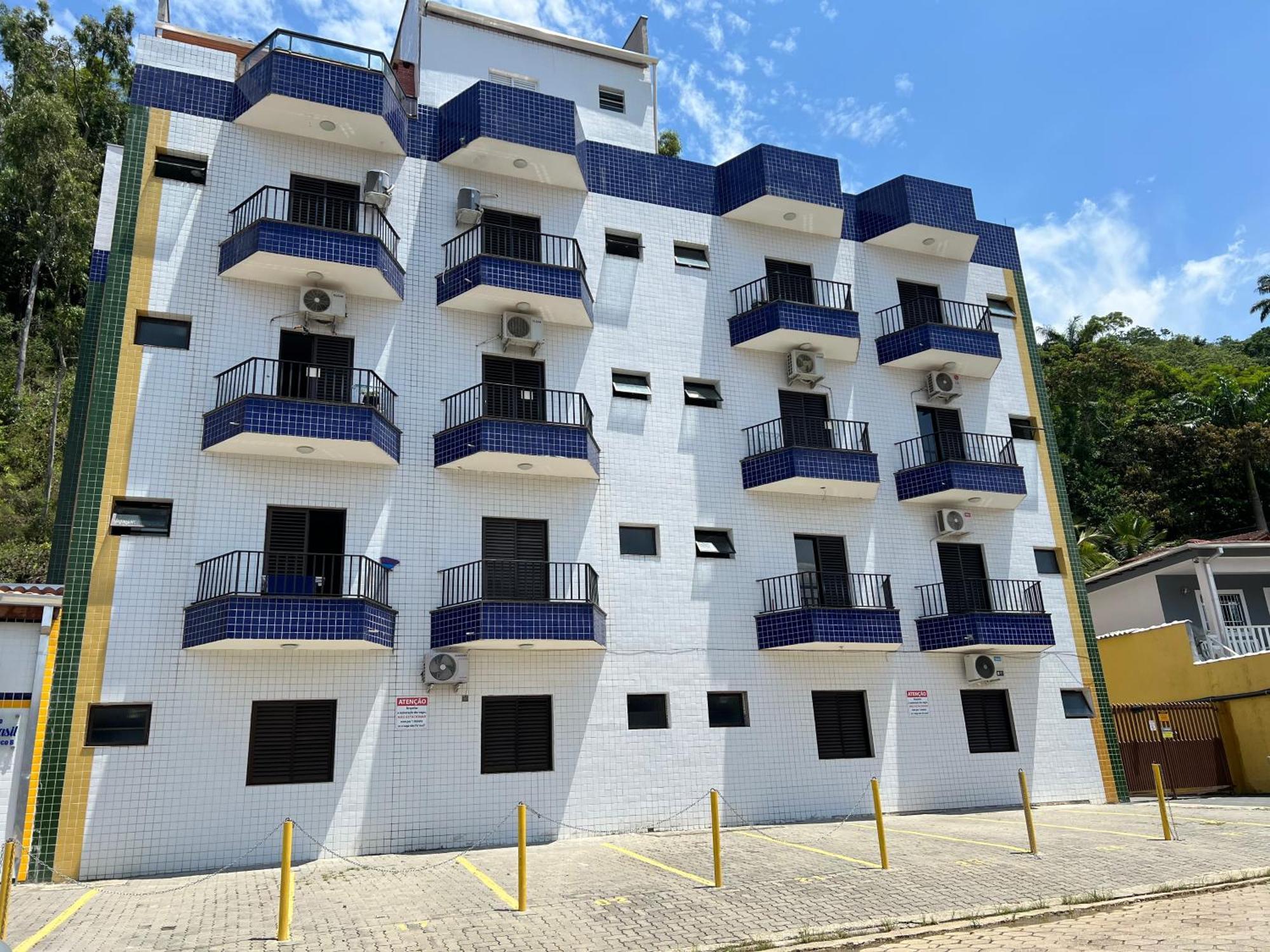 Apartment Kitnet Com 2 Piscinas A 4 Quarteiroes Da Toninhas Ubatuba-sp Ubatuba