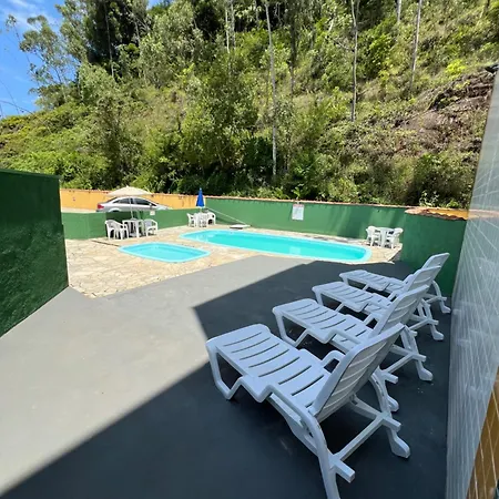 Kitnet Com 2 Piscinas A 4 Quarteiroes Da Praia Das Toninhas Ubatuba-Sp Exterior photo